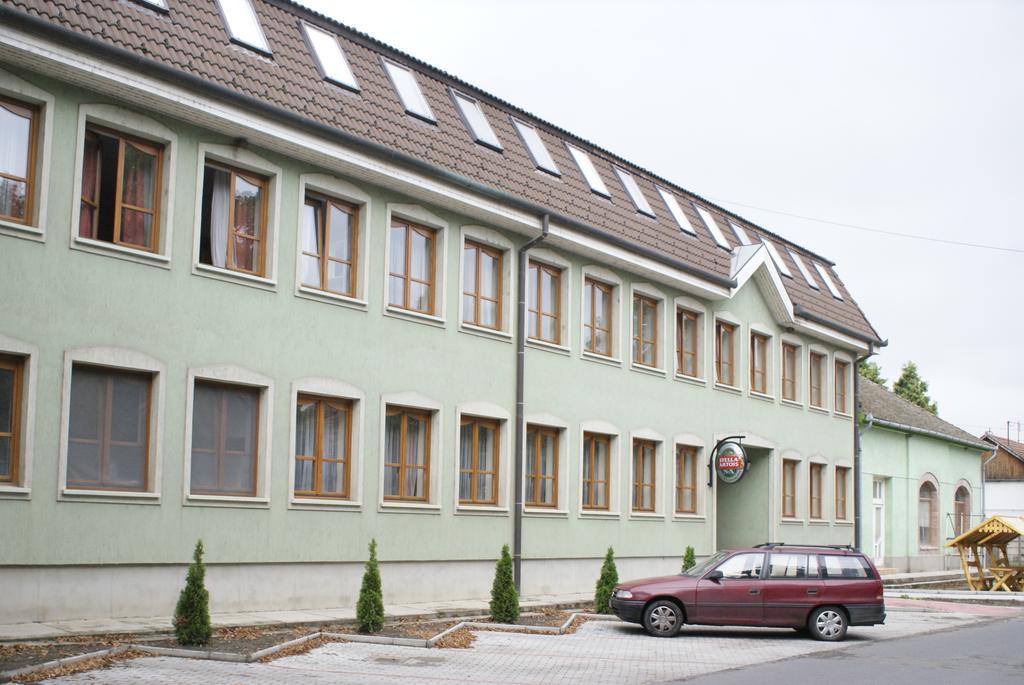 Hárs Thermál Hotel Gyomaendrőd Kültér fotó